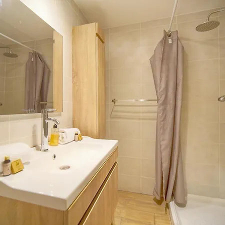 Apartment Moderne Et Lumineux Proche Plages A0b197 Cannes