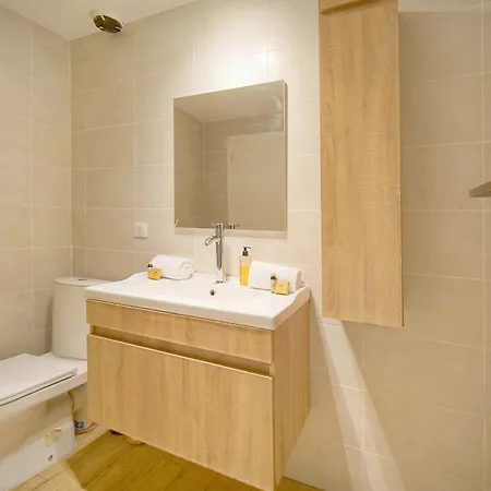 Moderne Et Lumineux Proche Plages A0b197 Apartment