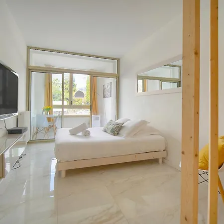 Apartment Moderne Et Lumineux Proche Plages A0b197