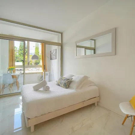 Moderne Et Lumineux Proche Plages A0b197 Apartment Cannes